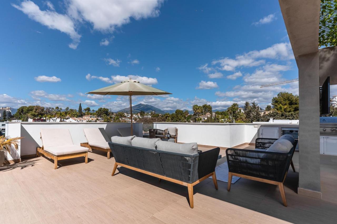 Apartemen Penthouse - Royal Banus